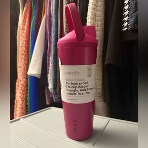 💖 New 2026 Color “Read My Lips” 💋 Owala FreeSip Sway 30oz